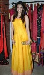 kajal-agarwal-at-in_yellow_latest_hot_photos_5